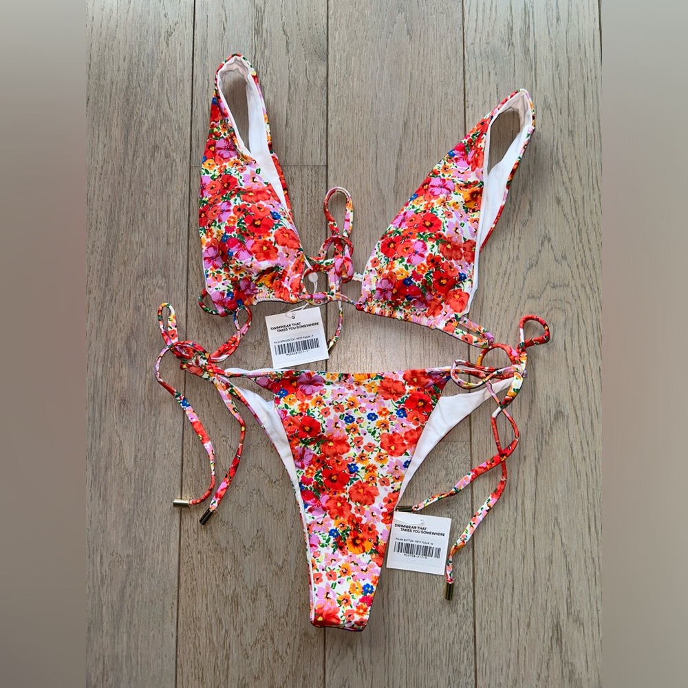 Monday Swimwear Bikini Set - Floral Print